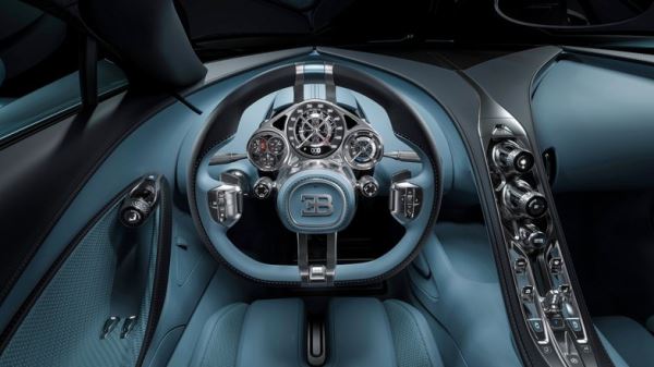 Bugatti выложила много фото нового гиперкара Tourbillon