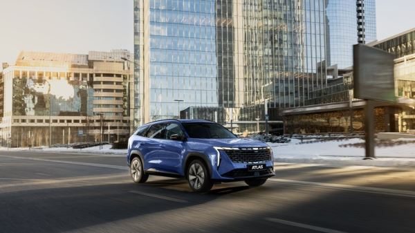 Новый Geely Atlas с полным приводом: комплектации и цены