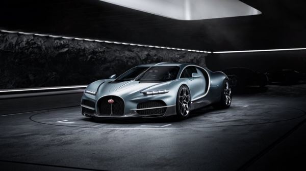 Bugatti выложила много фото нового гиперкара Tourbillon